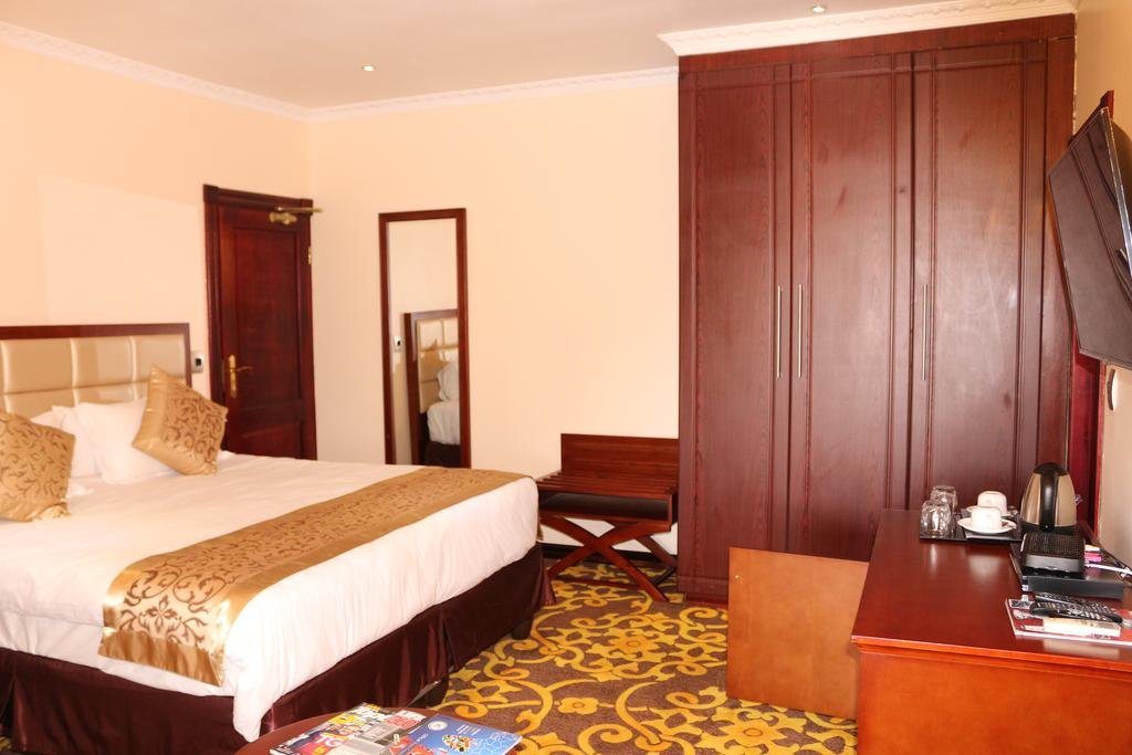 Фото Open House Boutique