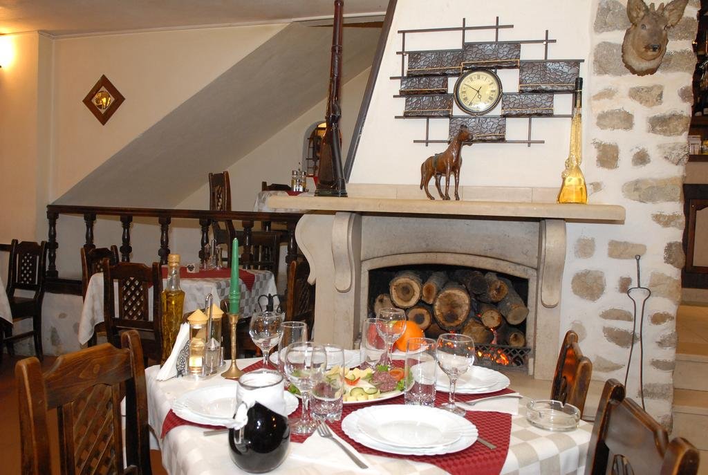 Фото Hotel Bolyarka