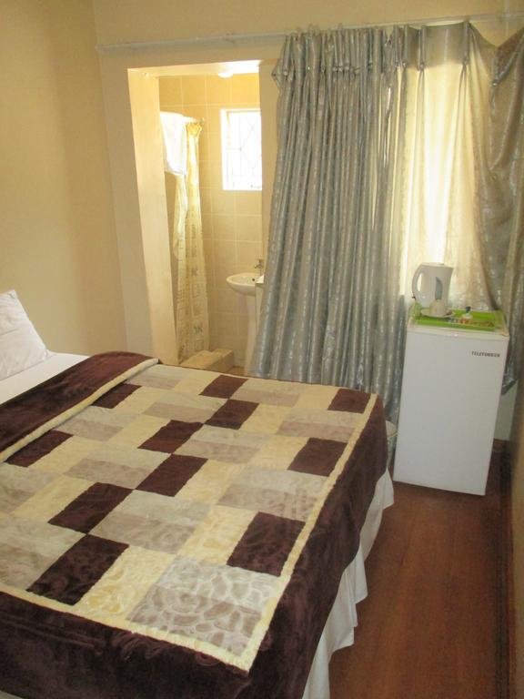 Фото Avion Lodge