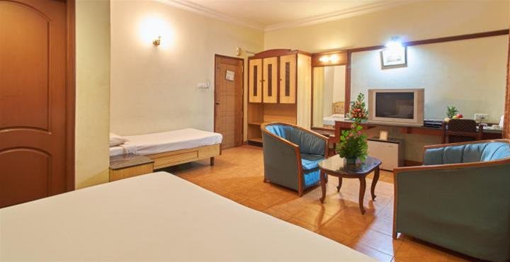 Фото Hotel Basant Residency