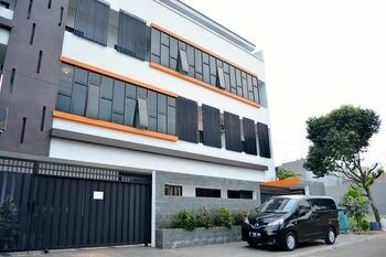 Hotel Zen Rooms Basic Anggrek Serat Bsd, Earth, photo