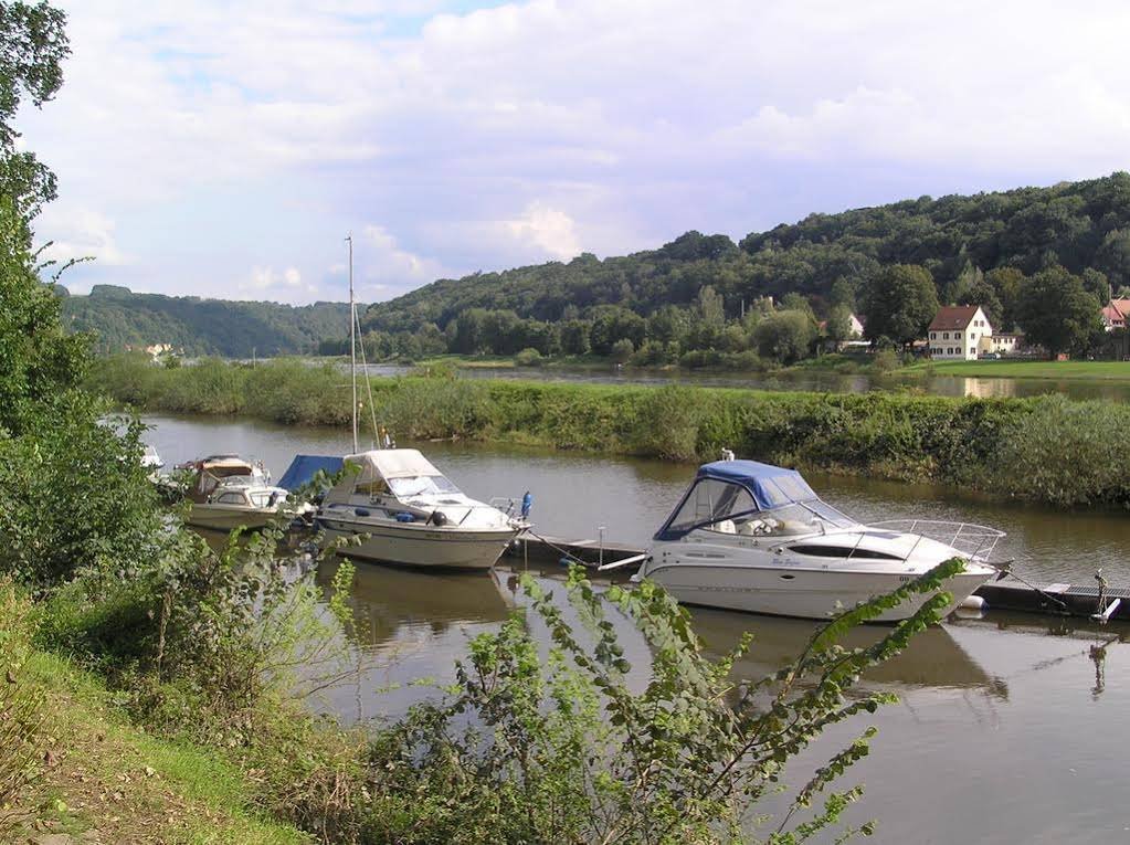 Фото Hotel Sächsisches Haus