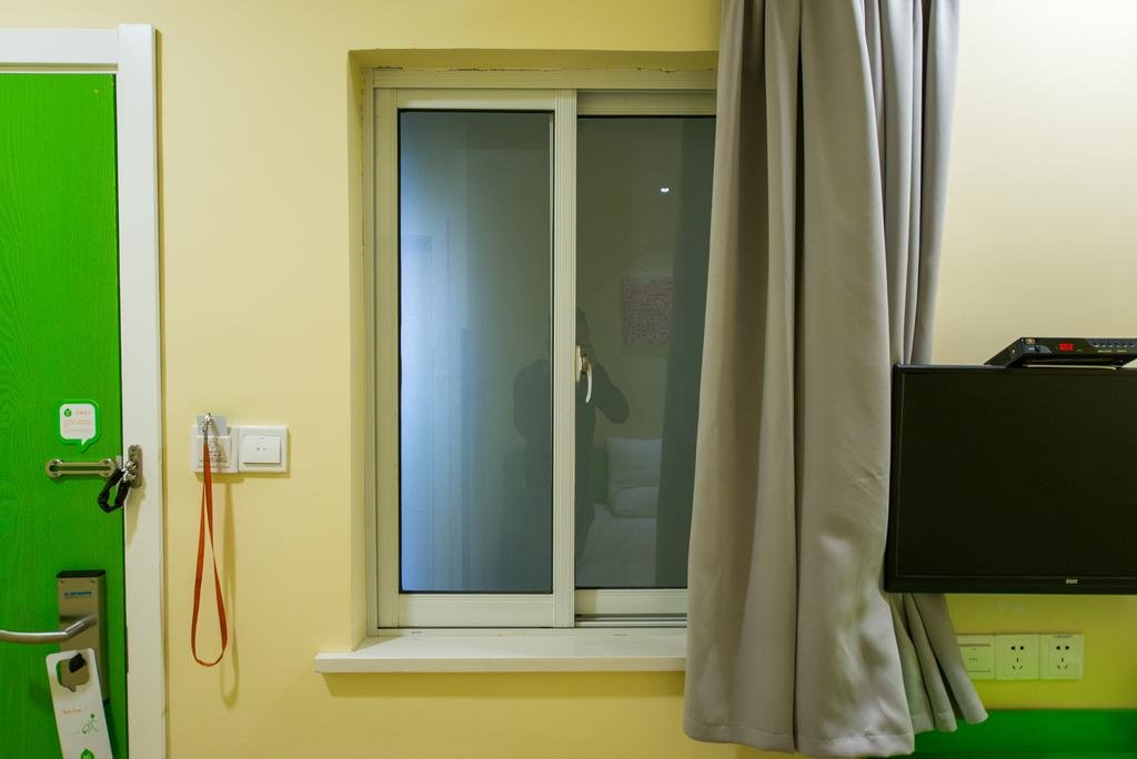 Фото Hi Inn Liangpin Shanghai Linping Road