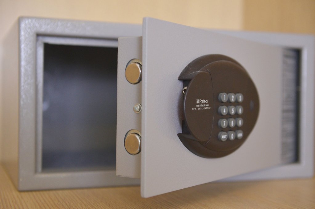 Фото B-Cool Rome Adults Only B&b