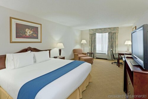 Гостиница Holiday Inn Express Newton Falls, an Ihg Hotel