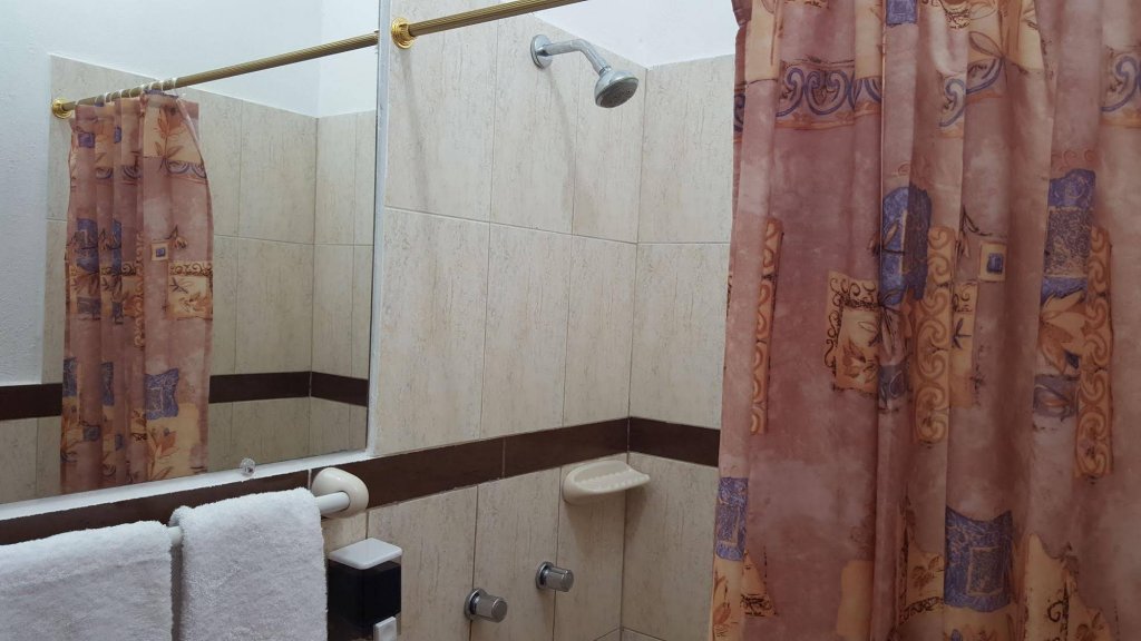 Фото Coloma Galapagos Hostal