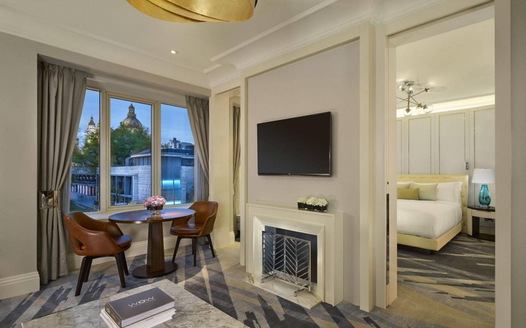 Фото The Ritz-Carlton, Budapest