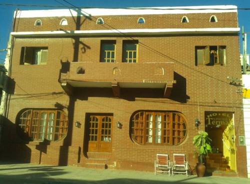 Фото отеля 2