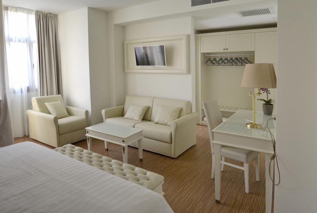 Фото Rosa Purpurea Hotel