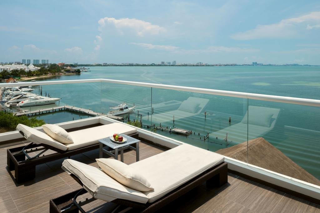 Фото Real Inn Cancun