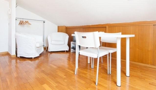 Фото Romantica mansarda nel cuore di Roma