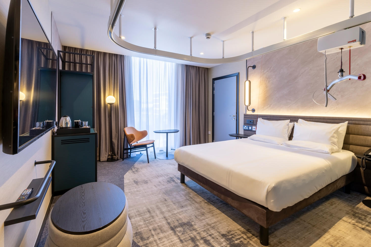 Фото Novotel Liverpool Paddington Village