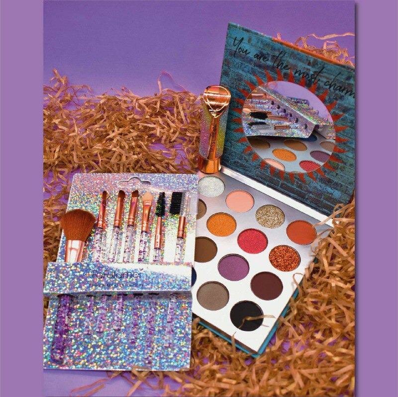 Perfume and cosmetics shop Woztienda, Bogota, photo