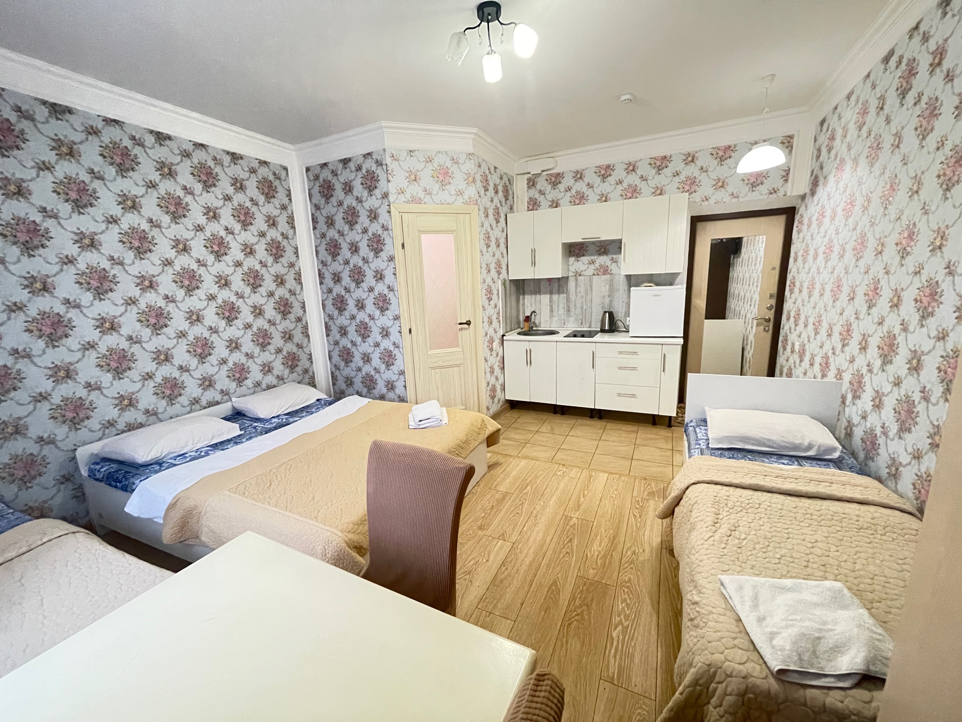 Фото отеля 2