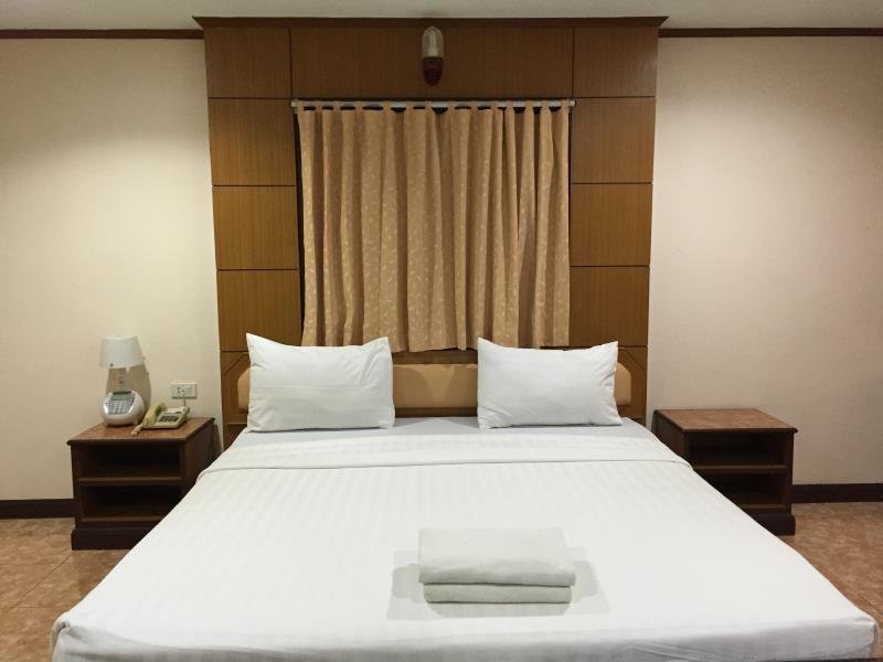 Фото Phimai Paradise Hotel