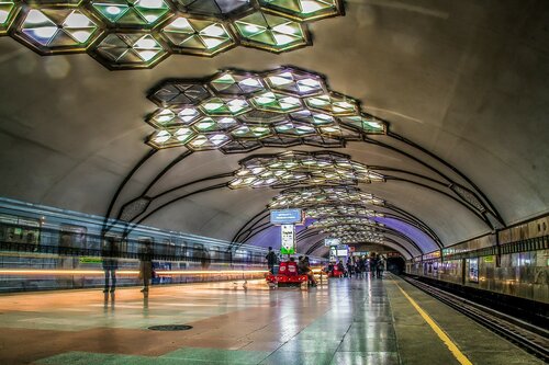 Хомза (Ташкент, улица Мукими), станция метро в Ташкенте