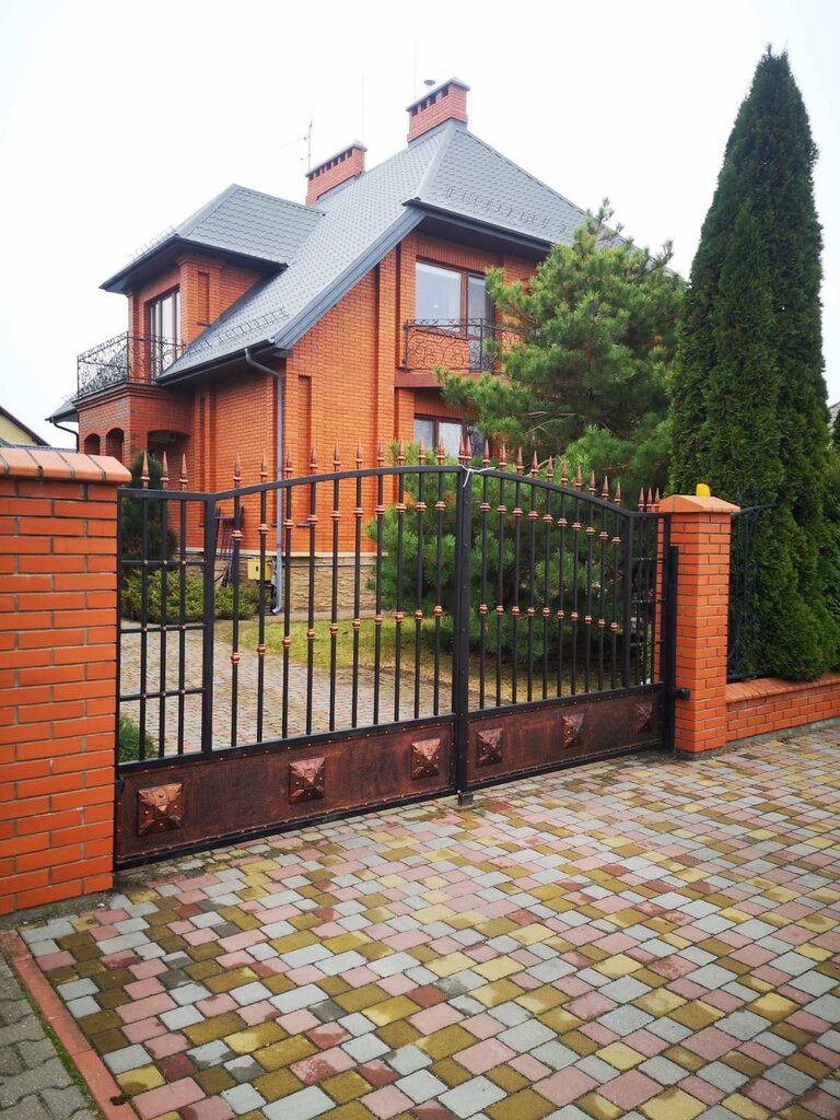Wrought iron MasterKovka, Molodcheno, photo