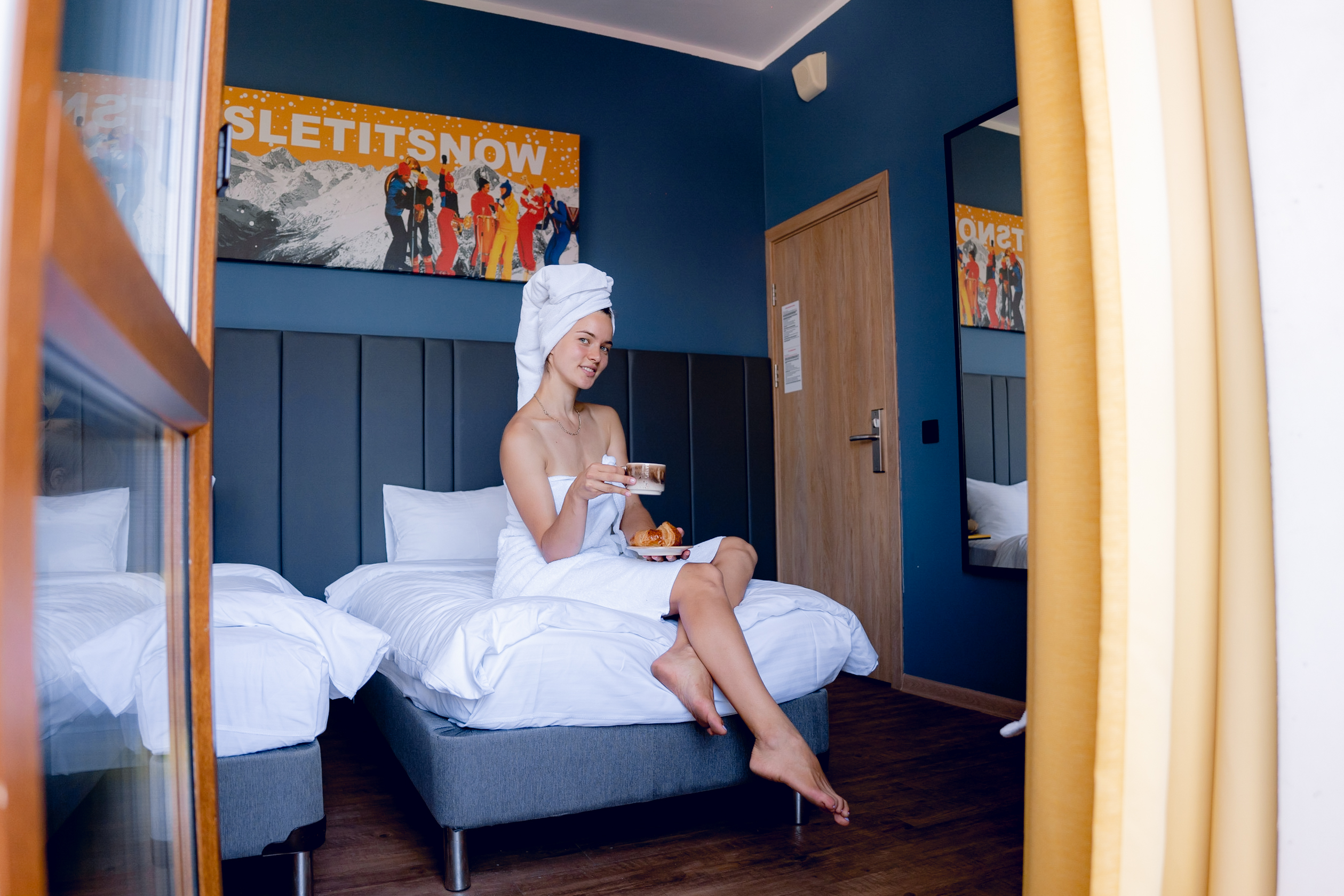 Фото Ays Let IT Snow