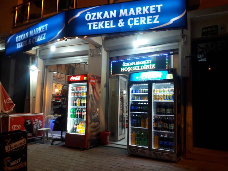 Alkollü içecekler Özkan Market, Buca, foto