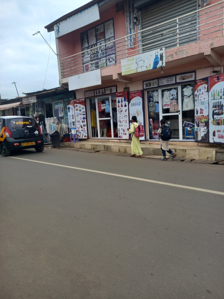 Clothing store Ama k collection, Accra, photo