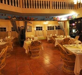 Гостиница Banana Beach Resort в Корозале