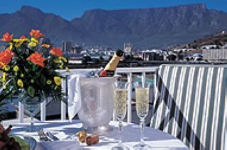 Фото The Commodore