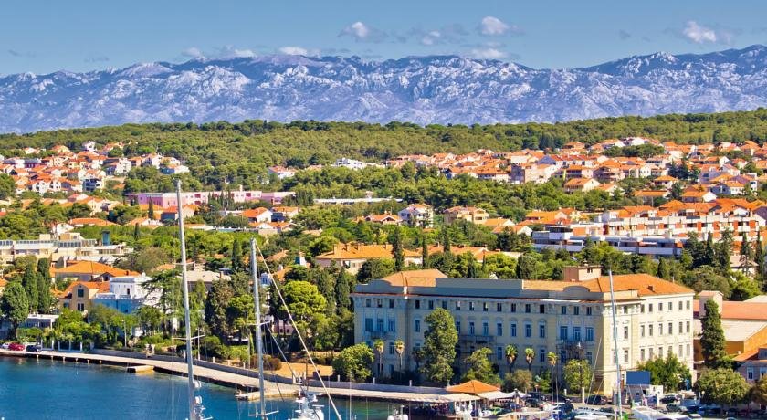 Фото отеля 1