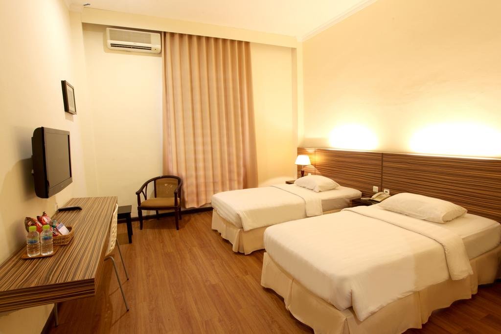 Фото Padmaloka Hotel Tarakan