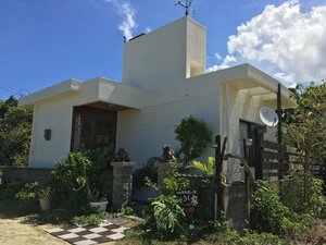 Milk-ya Women-Only Guest House (Okinawa Prefecture, Nakagami District, Village of Yomitan), hotel