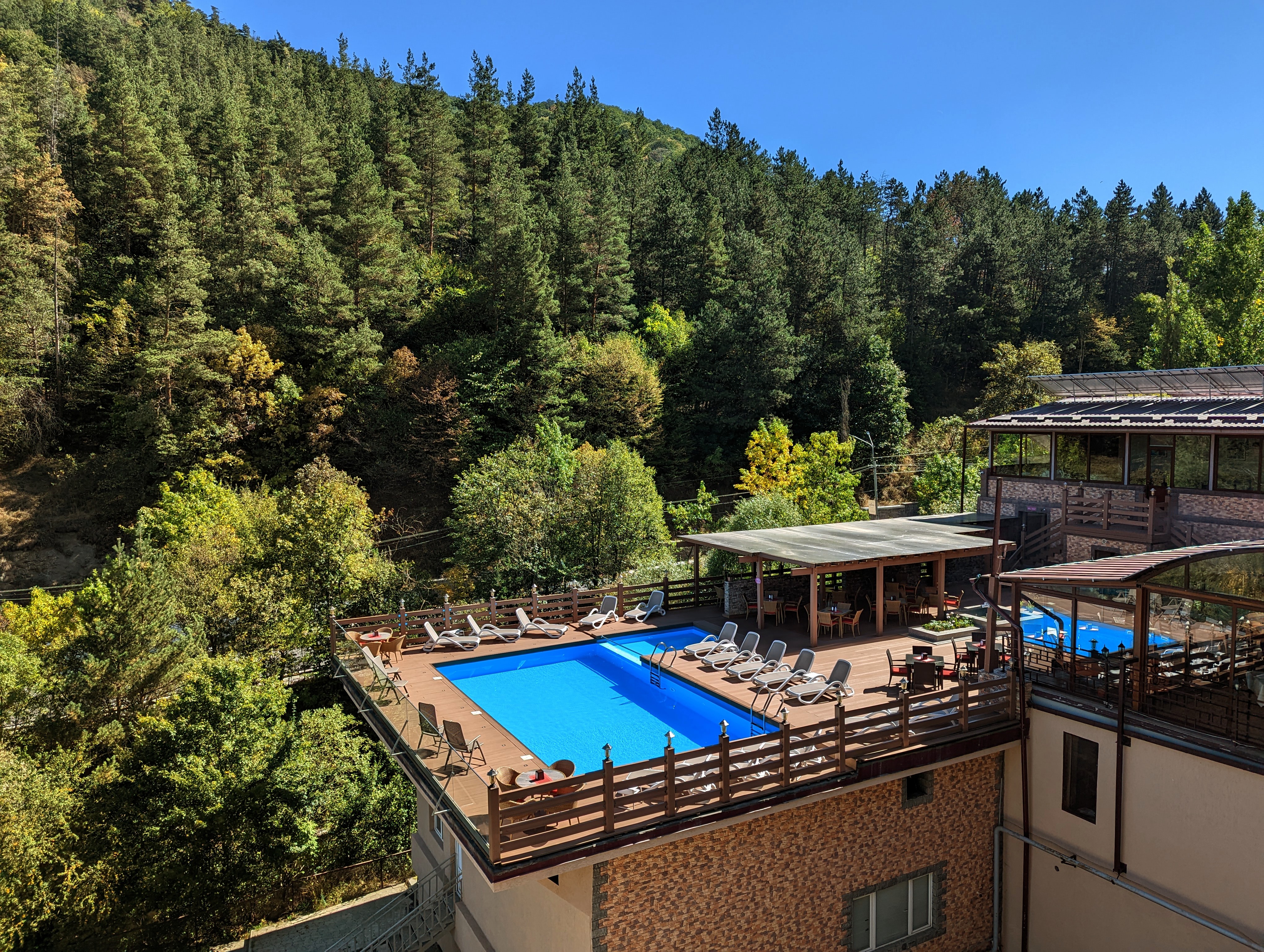 Фото Best Western Plus Paradise Hotel Dilijan
