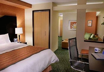 Фото Fairfield Inn & Suites by Marriott Guelph