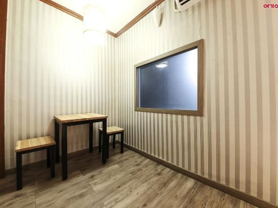 Фото Economy Hotel