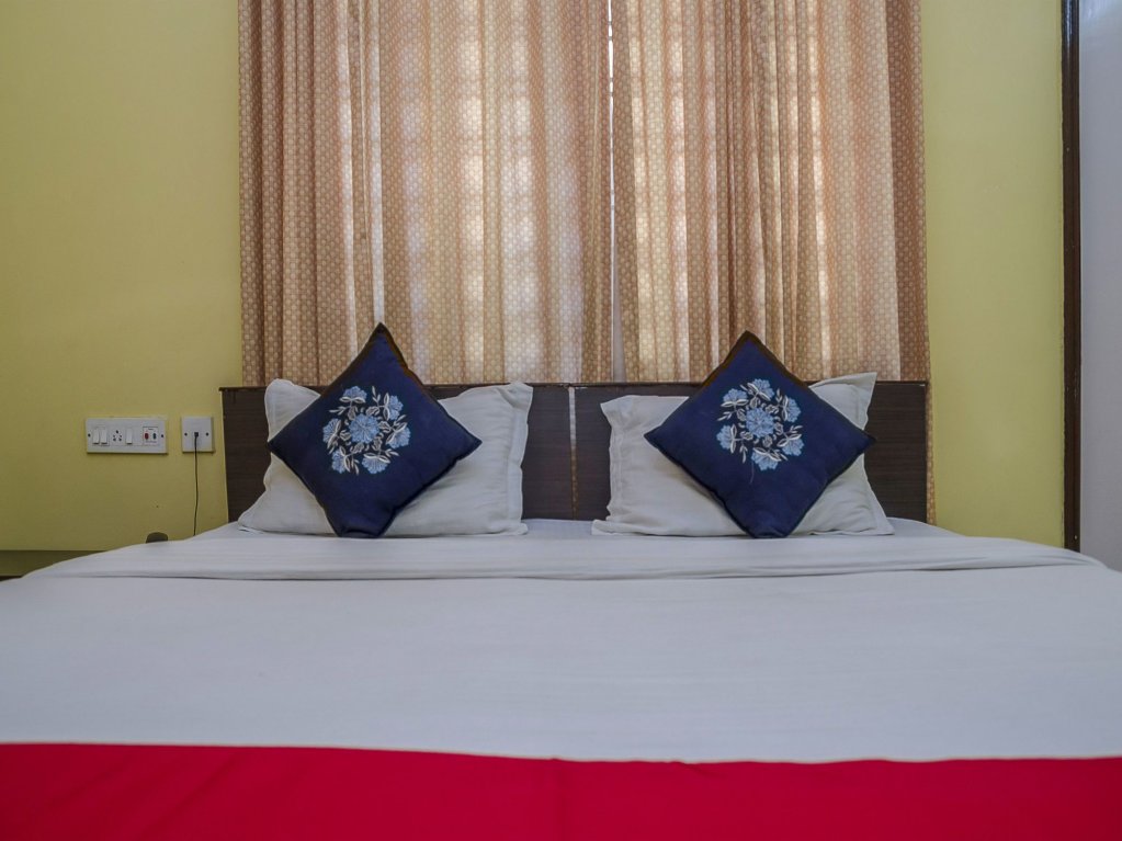 Фото Oyo 1857 Salt Lake Sector 2