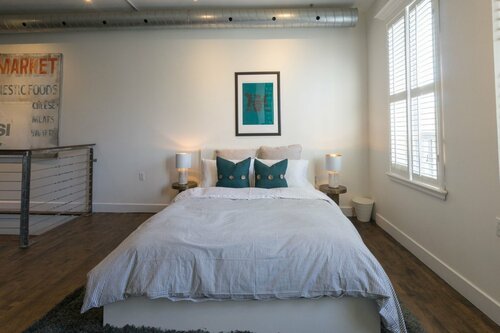 Гостиница Applewood Suites - The Ossington Loft в Торонто
