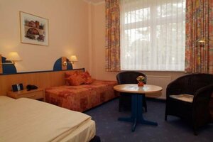 Hotel Leuchtturm (Timmendorfer Strand, Strandallee, 204), hotel