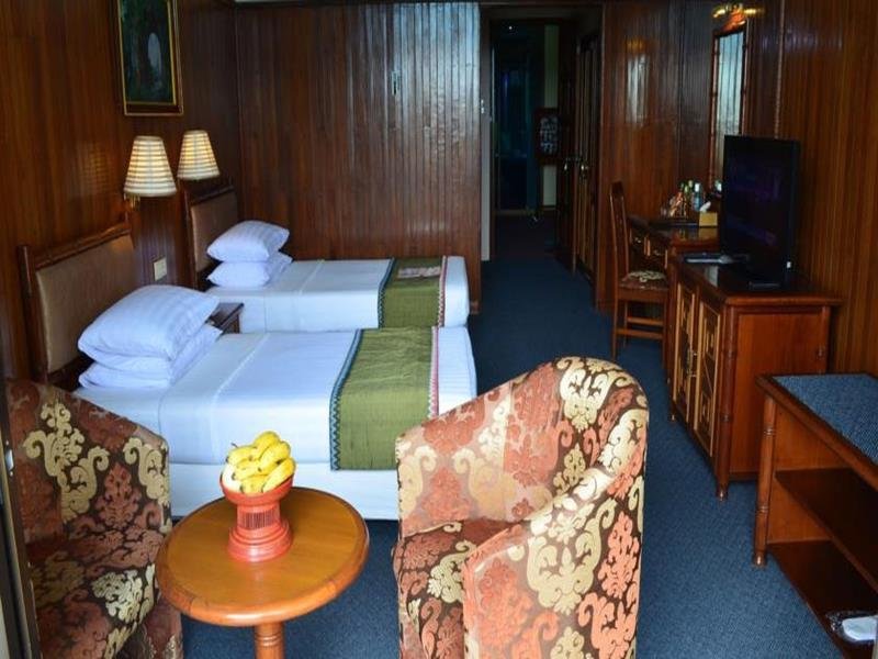 Фото Mya Yeik Nyo Royal Hotel Yangon