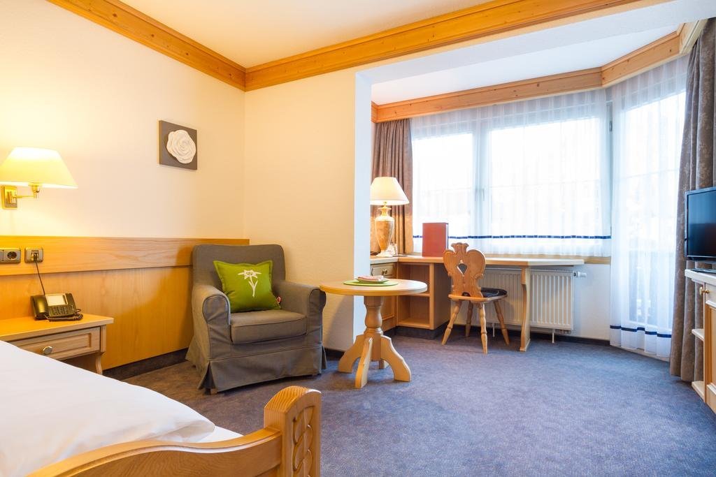 Фото 127757876246