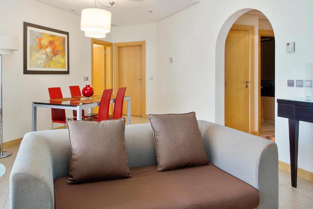 Фото Bespoke Residences - Shoreline Al Nabat