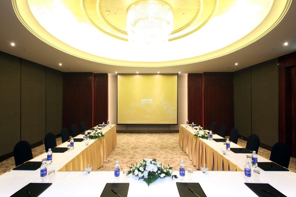 Фото Lotte Hotel Saigon