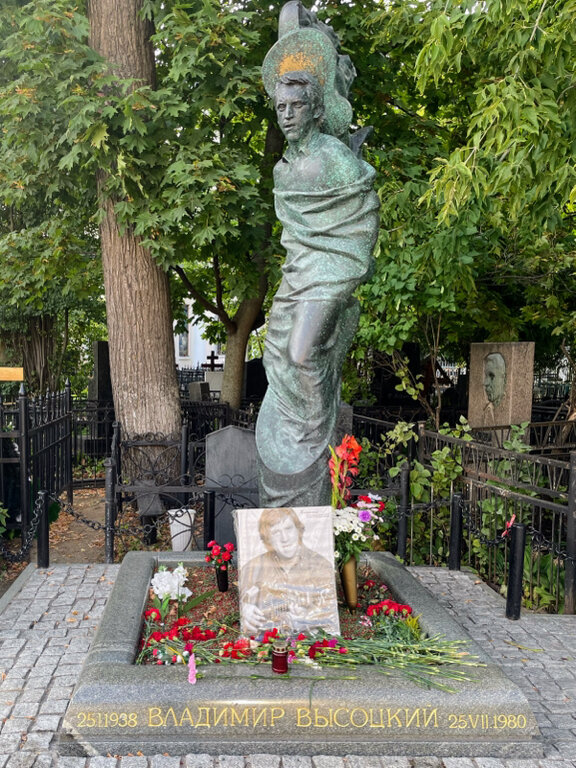 Владимир Высоцкий, graves of famous people, Moscow, Vagankovskoye Cemetery, уч1.