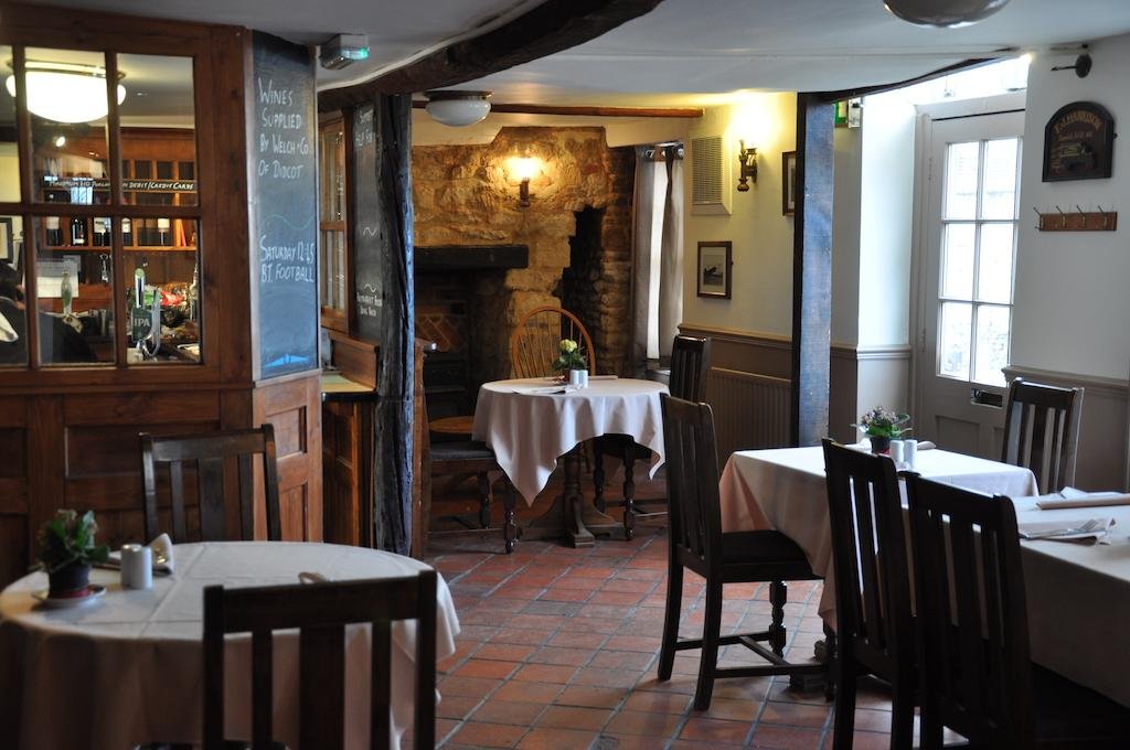 Фото The Crown Inn