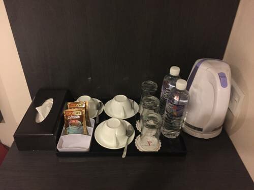Гостиница Premierz Hotel в Бандар-Лабуане