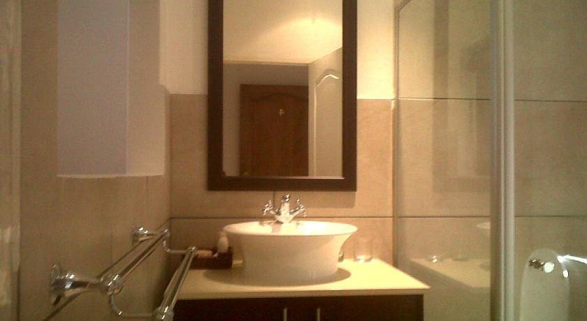 Фото Kites View Bed and Breakfast