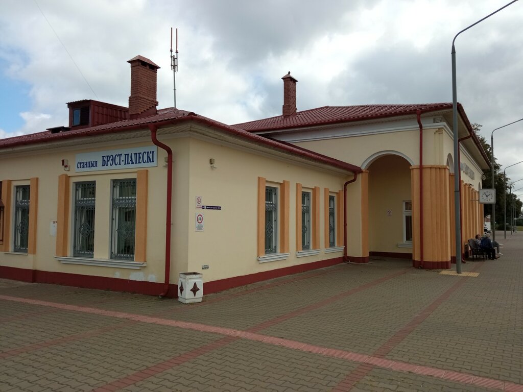 Train station Railway station, Brest, photo