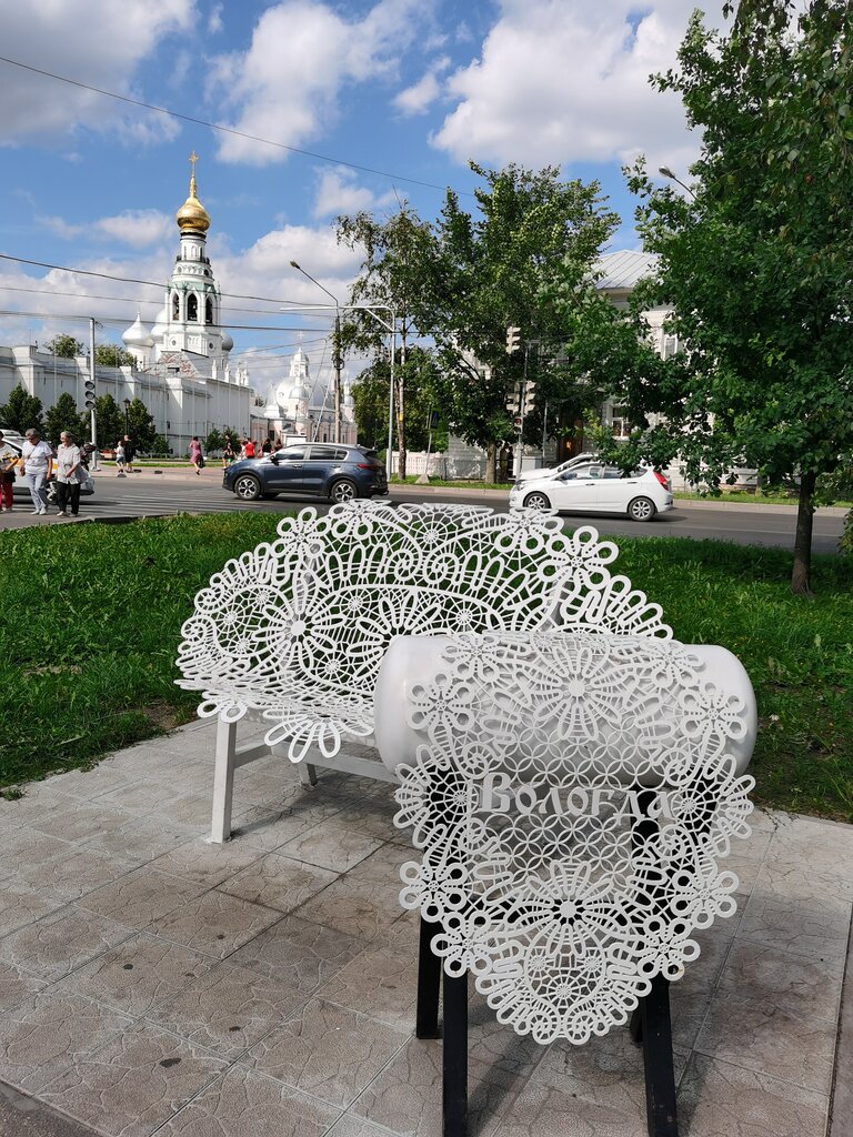 Genre sculpture Вологодское кружево, Vologda, photo