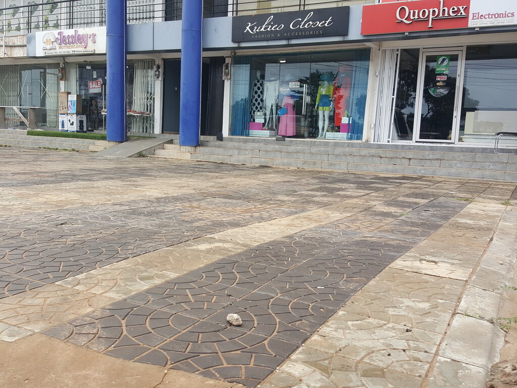 Clothing store Kutico Closet, Earth, photo