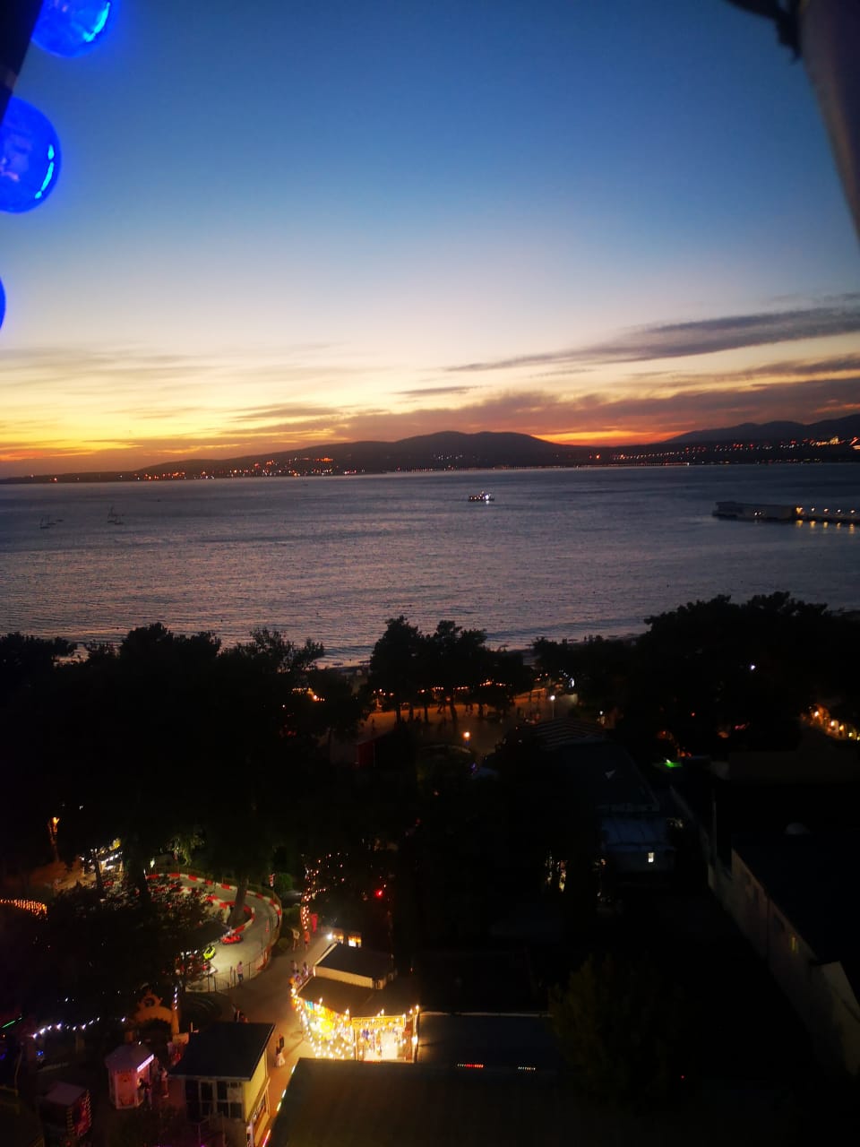 Фото Голубая Волна