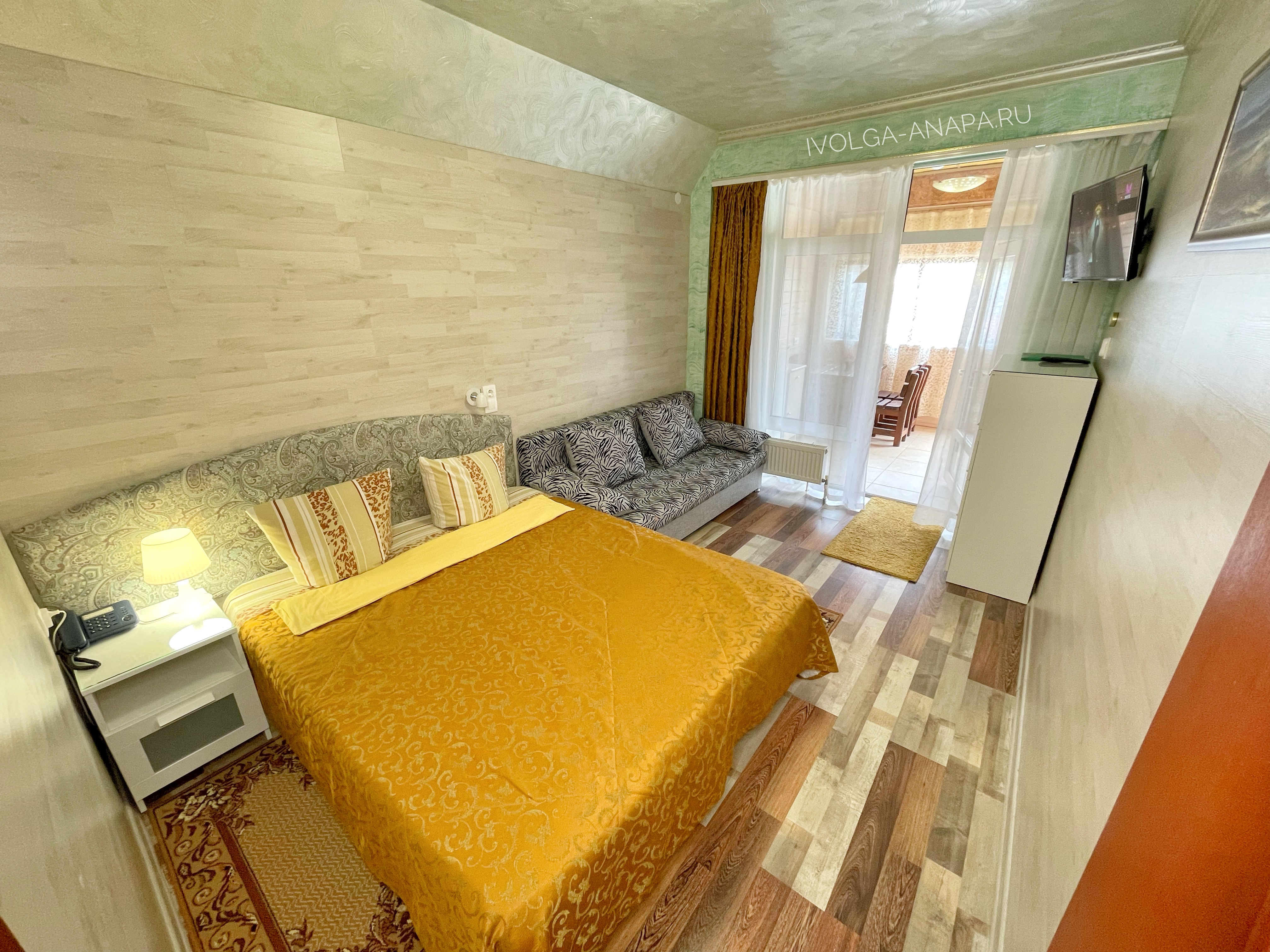 Фото отеля 2