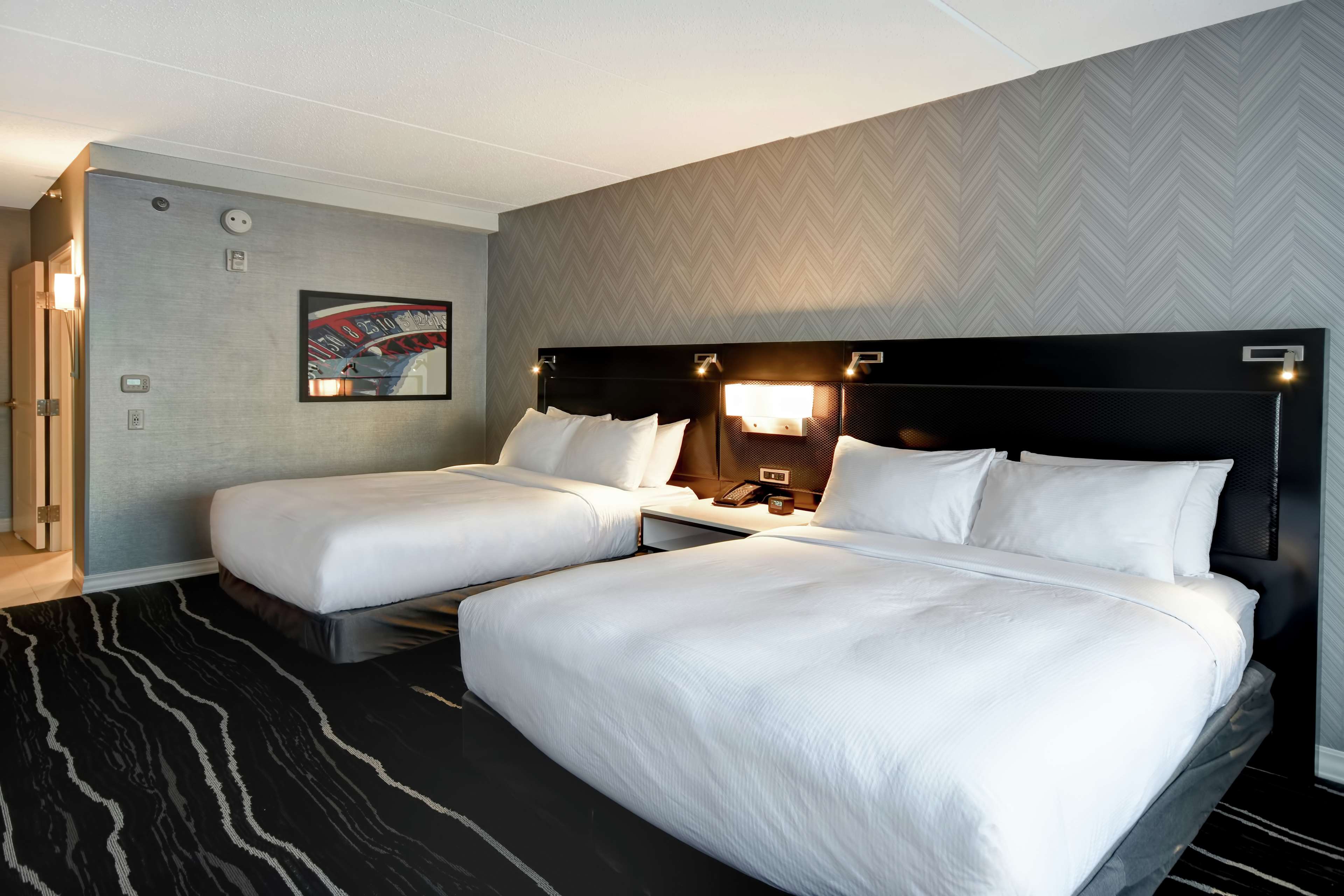 Фото DoubleTree by Hilton Deadwood at Cadillac Jack's