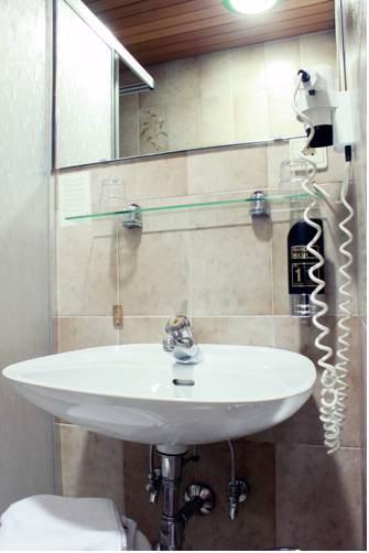 Фото Hotel Altpradl